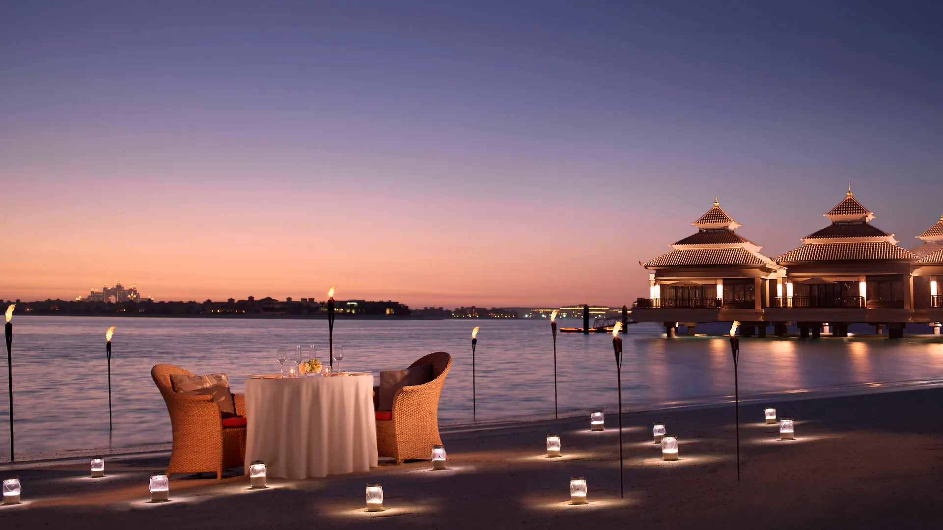 *****  Anantara The Palm Dubai Resort Spojené arabské emiráty