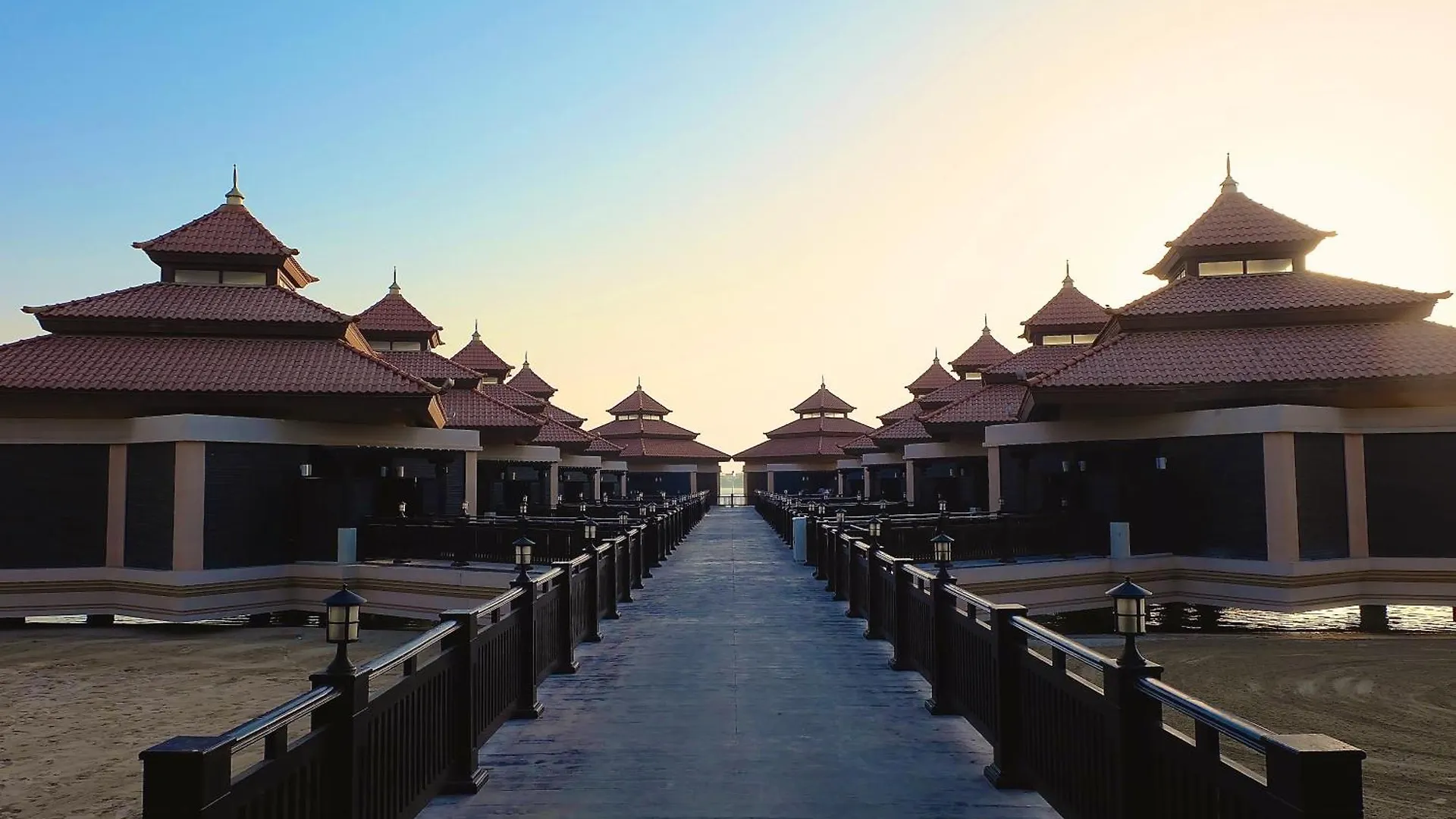 *****  Anantara The Palm Dubai Resort Spojené arabské emiráty
